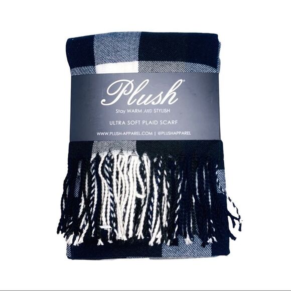 ❤️‍🔥HP❤️‍🔥 Plush Apparel Blue & White Ultra Soft Fringe Scarf - Picture 5 of 8
